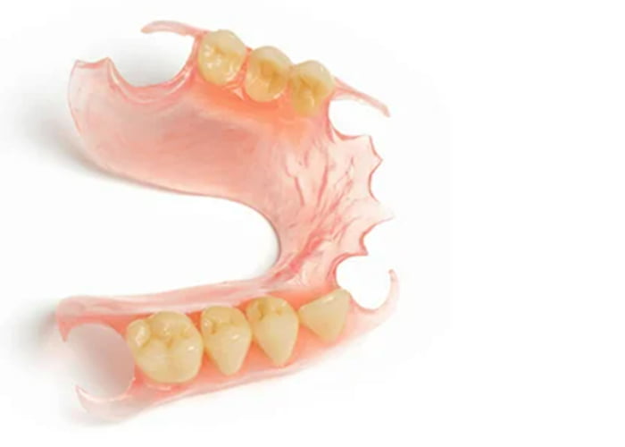 Flexible dentures